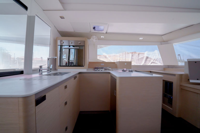 Fountaine Pajot 42 Inoe