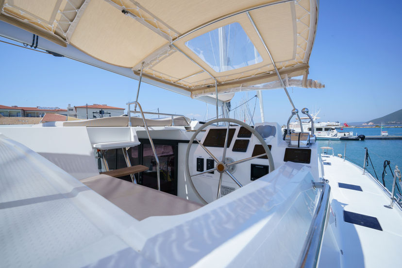 Fountaine Pajot 42 Inoe