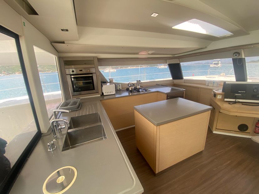 Fountaine Pajot 50 Sunrise