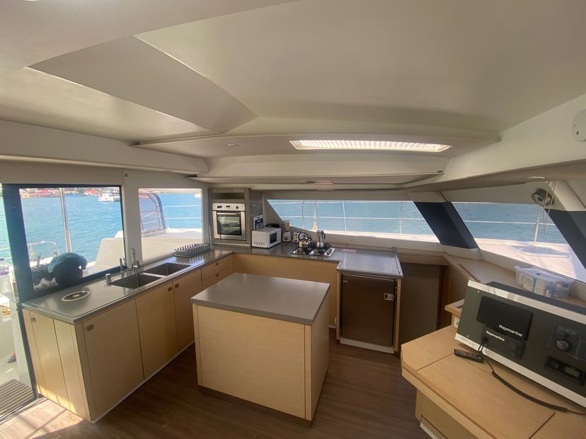 Fountaine Pajot 50 Sunrise