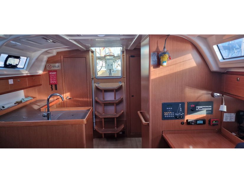 Bavaria Yachtbau 37 Odysseas