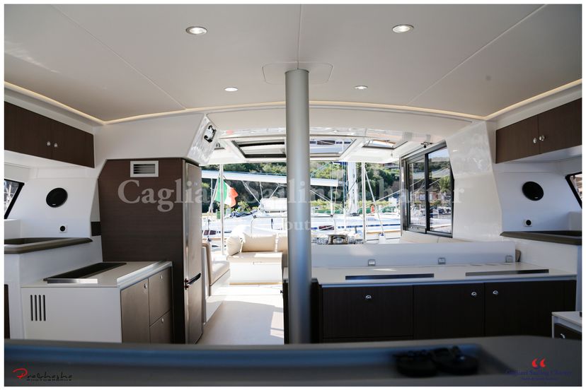 Bali Catamarans 4.1 Rena Majore