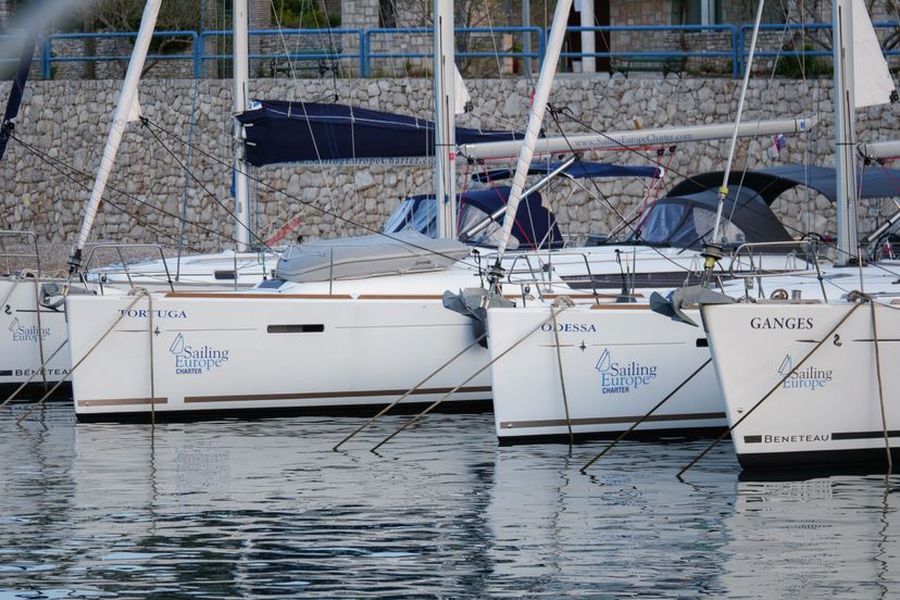 Jeanneau 49 ODESSA