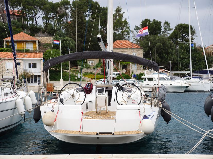 Jeanneau 49 ODESSA