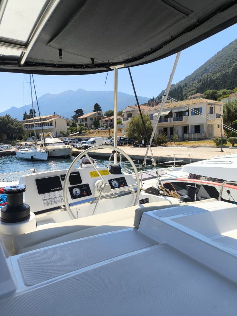 Bali Catamarans 4.2 My Santa Irini