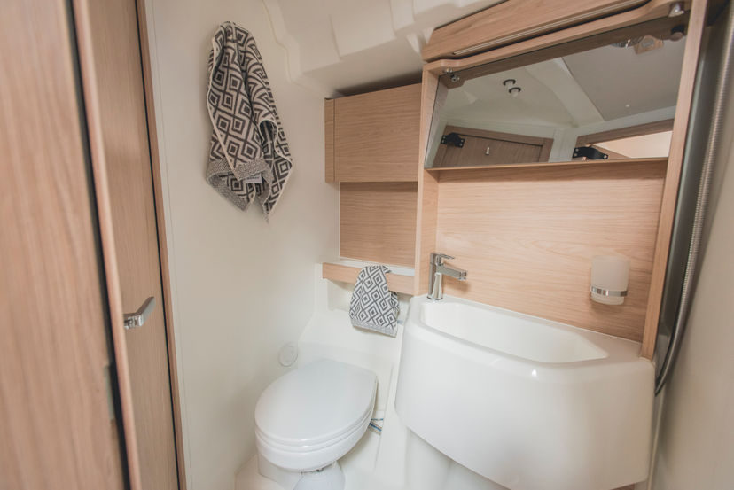 Beneteau OCEANIS 51.1 Aphros - Comfort line