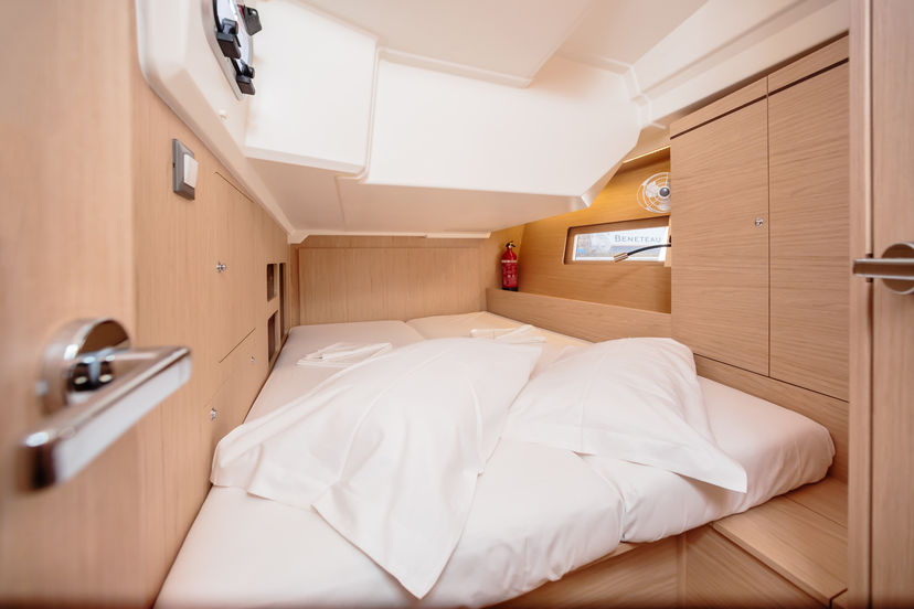 Beneteau OCEANIS 46.1 Aletheia - Standard line