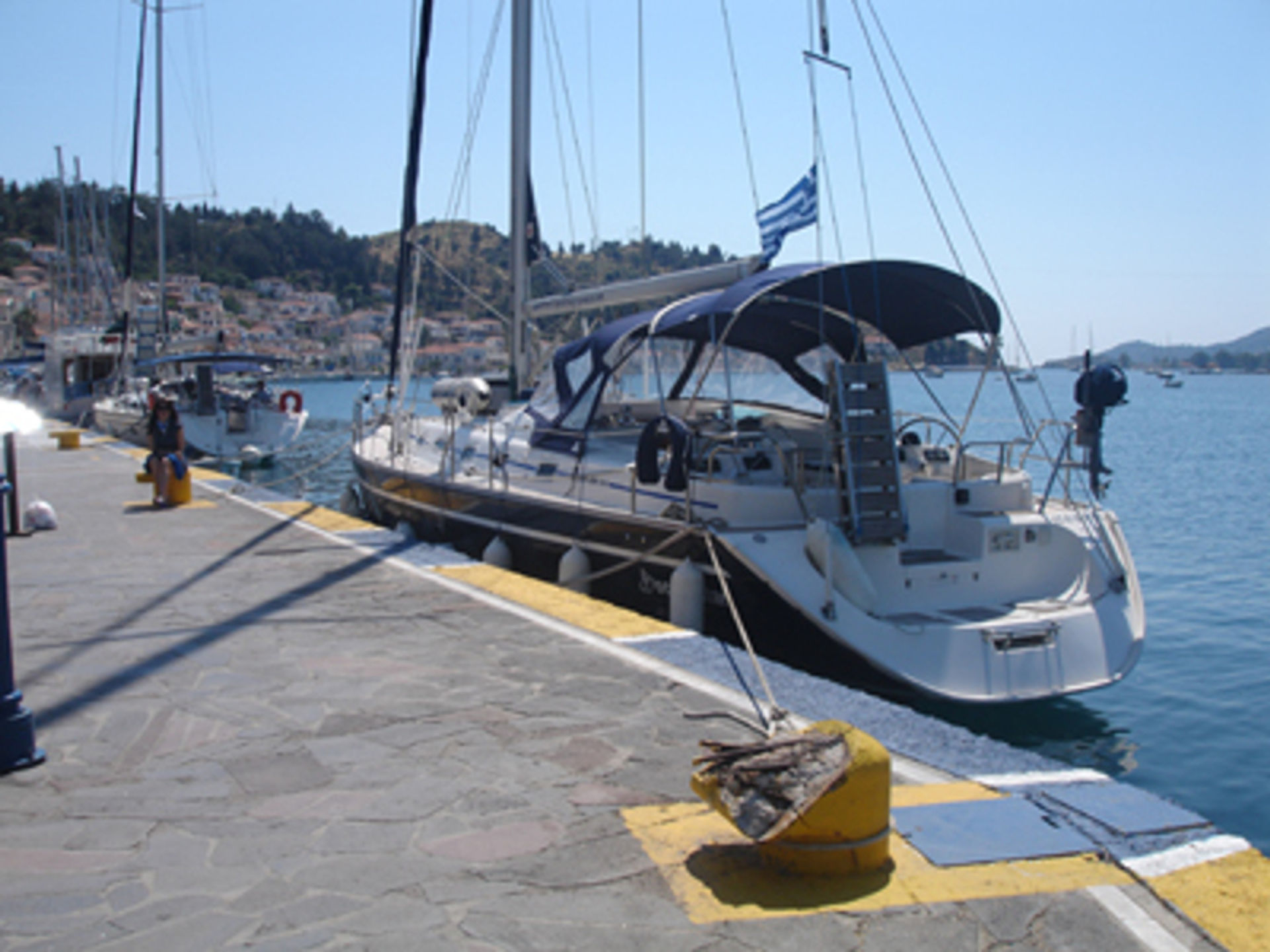 1094749620000102560_Stavroula_ext_1.jpg