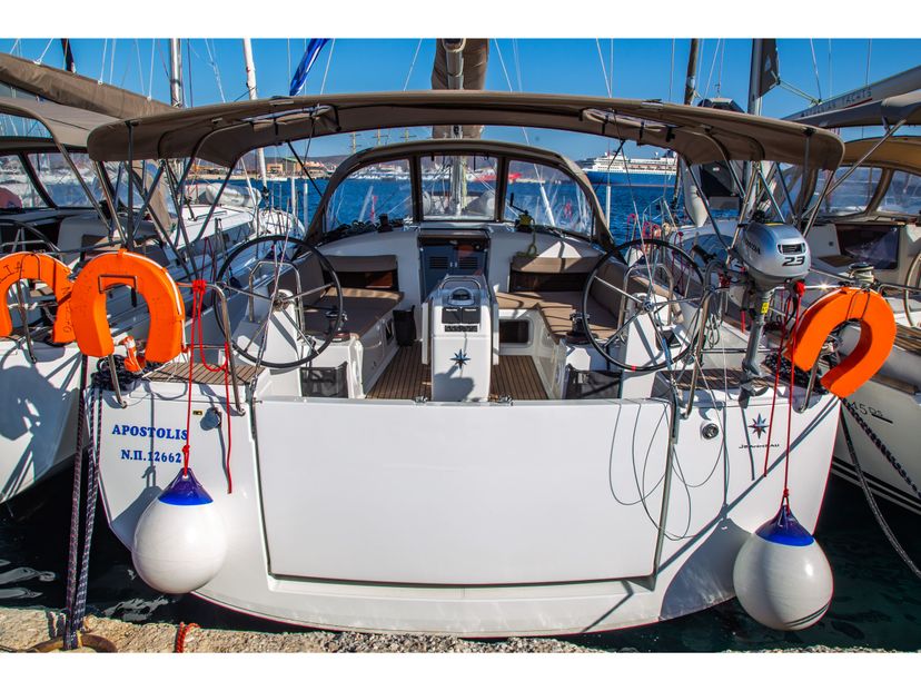 Jeanneau 40 APOSTOLIS