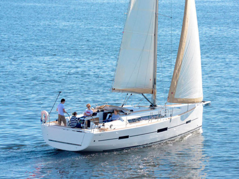 Dufour Yachts GRAND Amazing