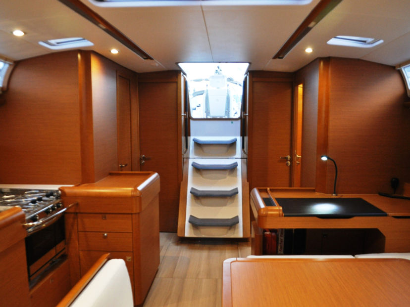 Jeanneau 51 Ekaterina
