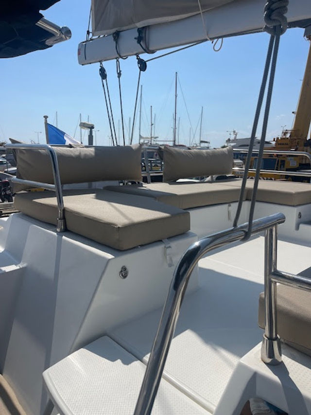 Fountaine Pajot 47 Red Rose - Skippered