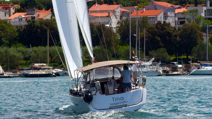 Jeanneau 38 Tina