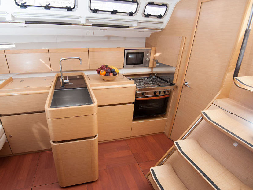 Beneteau 45 CHARYBDIS