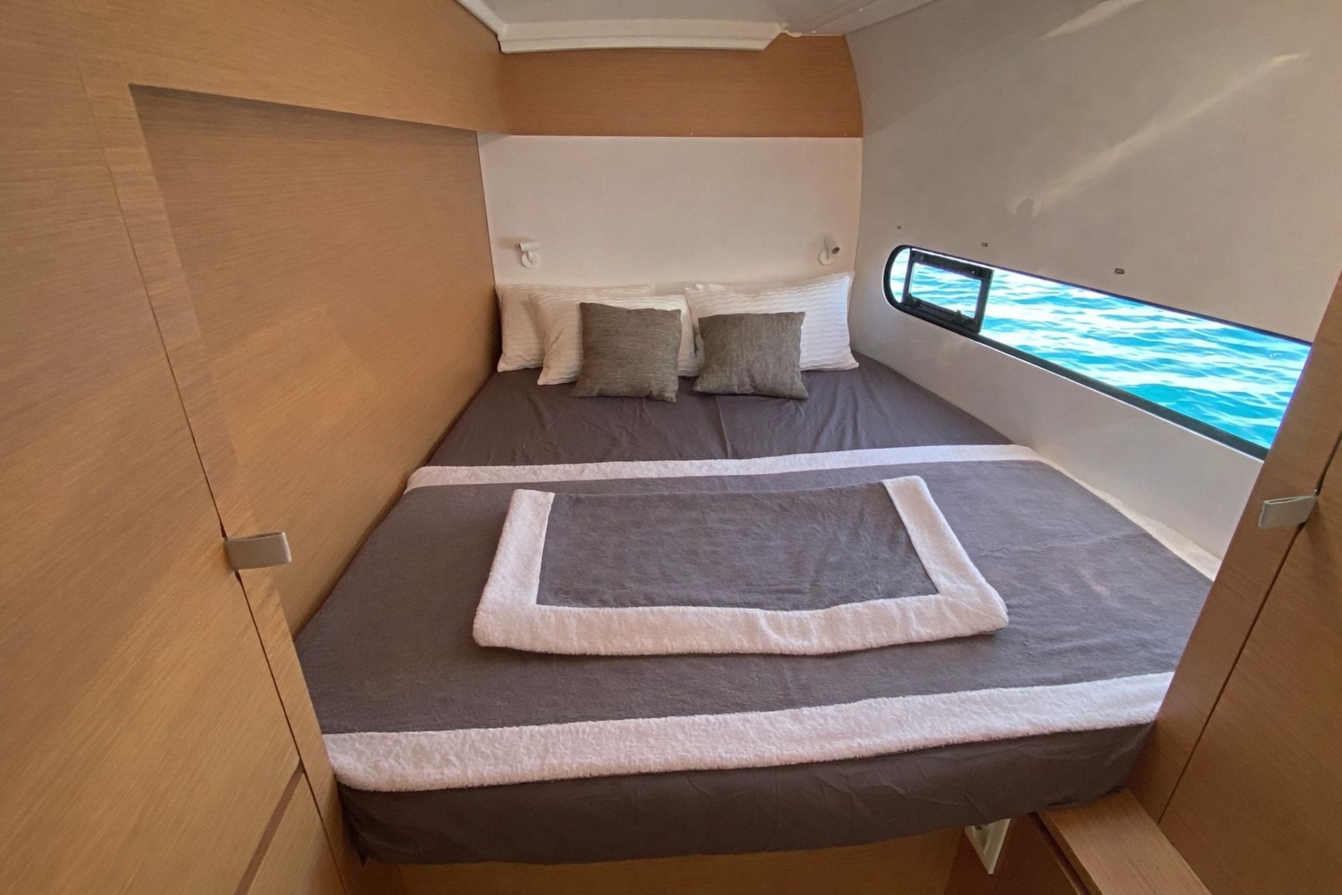 11364991578901093_cabina.jpg