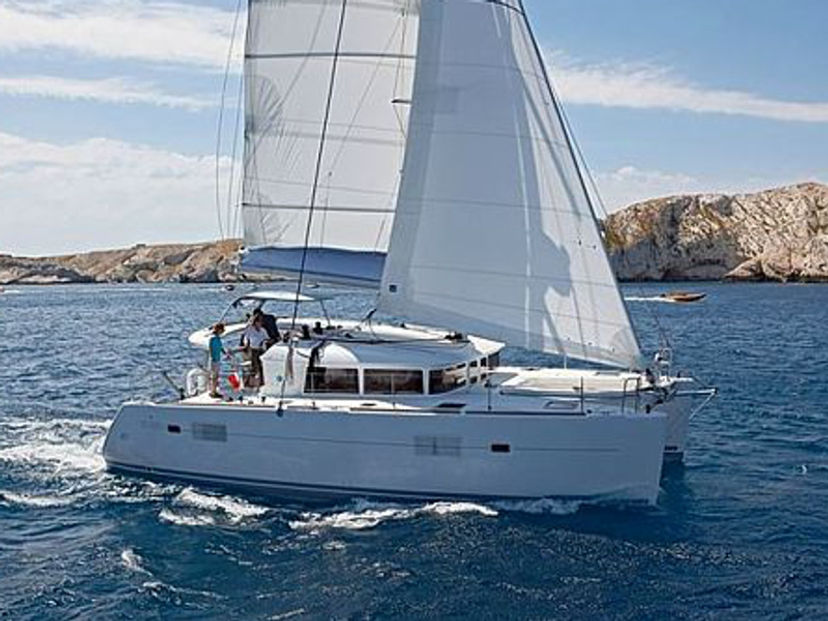 Lagoon 40 NORA II