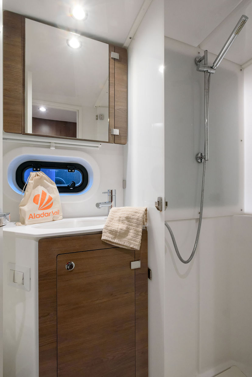 Bali Catamarans 4.2 ORSA 5 - A/C, Generator, Water maker