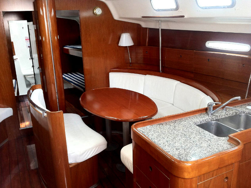 Beneteau FIRST 47.7 FIRST CLASS II