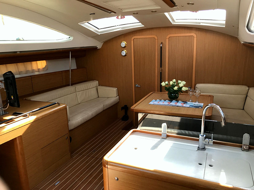 Jeanneau 50 FORUS