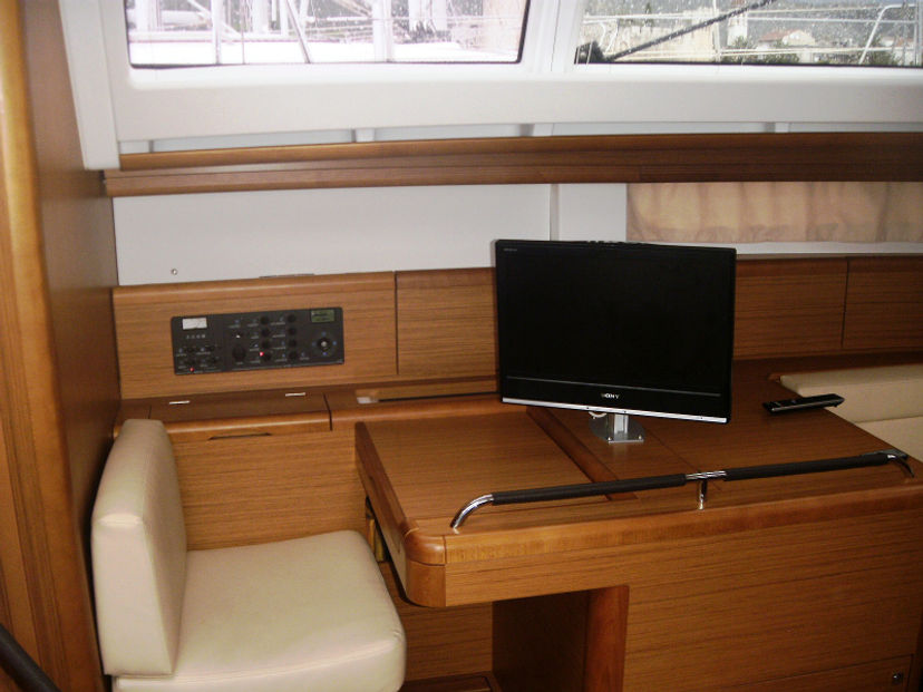Jeanneau 50 FORUS
