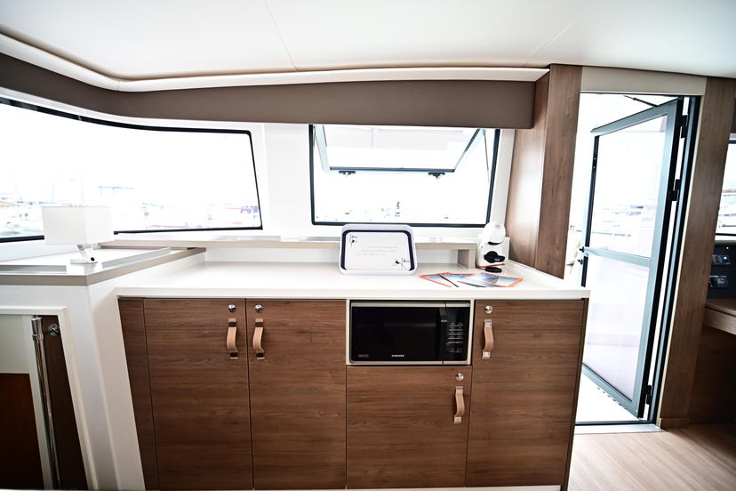 Bali Catamarans 4.6 Endeavour