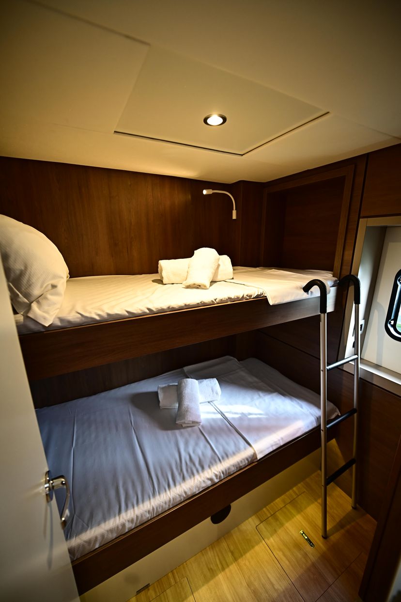 Bali Catamarans 4.6 Endeavour