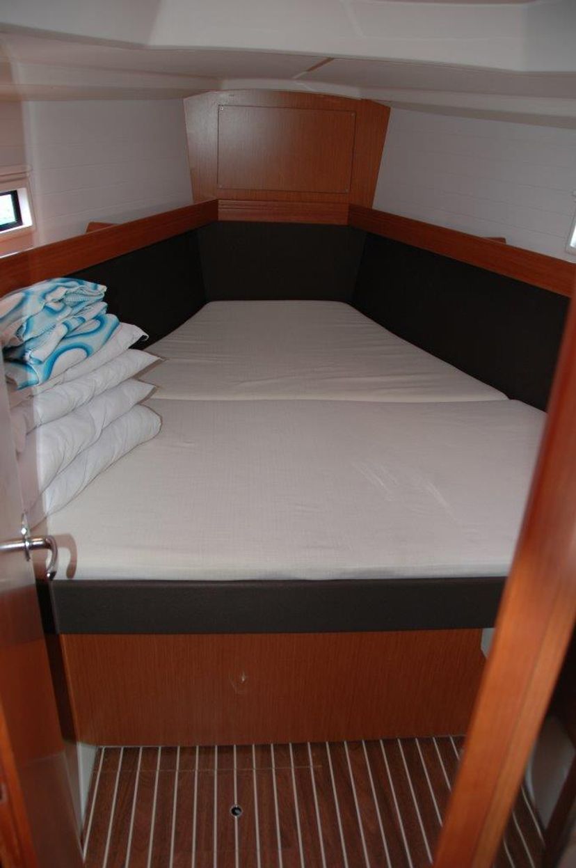 Bavaria Yachtbau 37 Venere