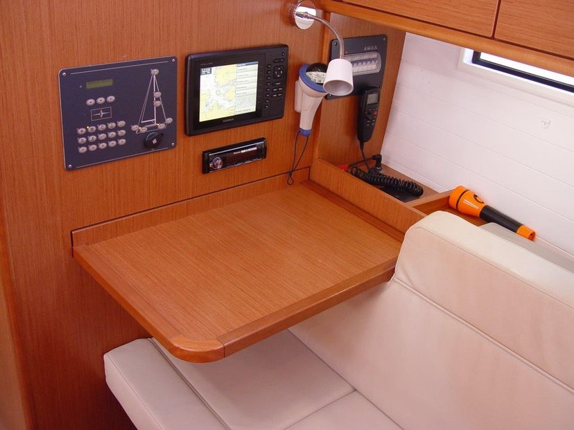 Bavaria Yachtbau 37 Venere