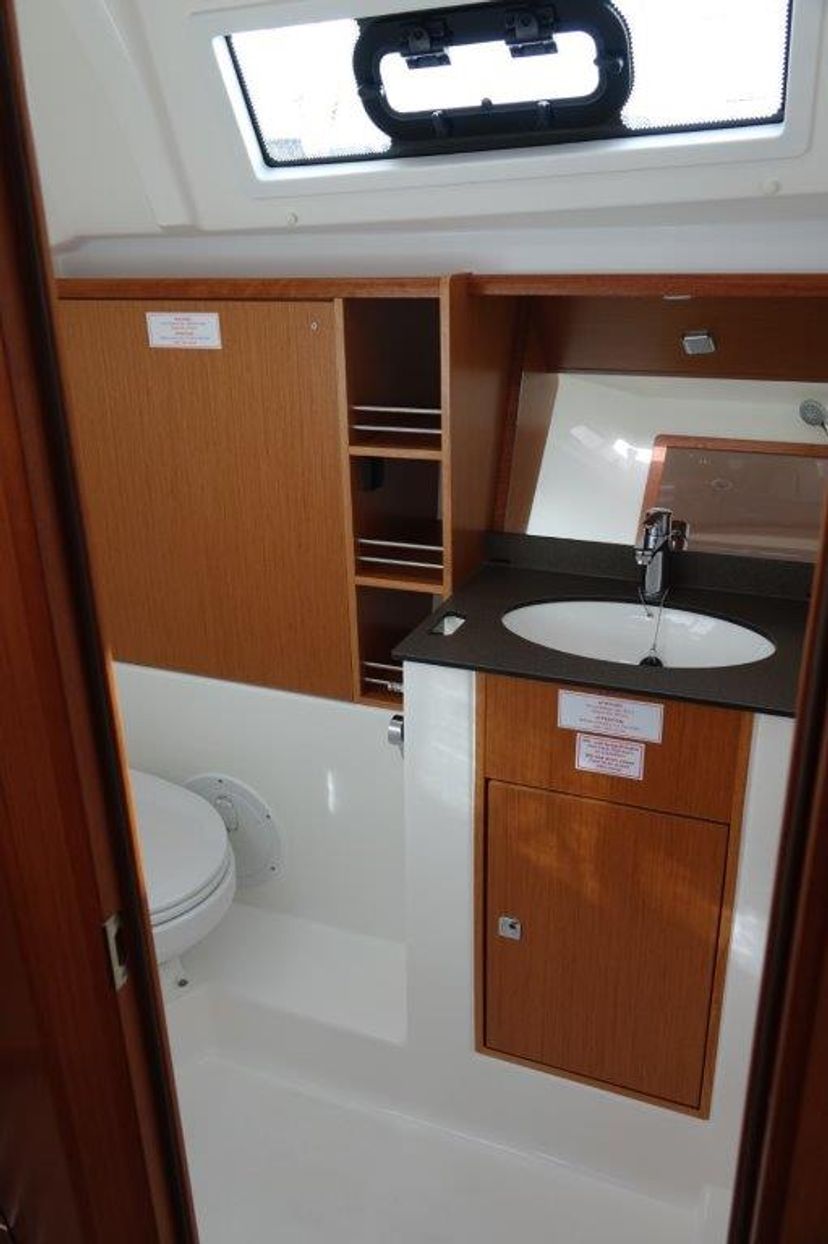 Bavaria Yachtbau CRUISER 41 Oberon