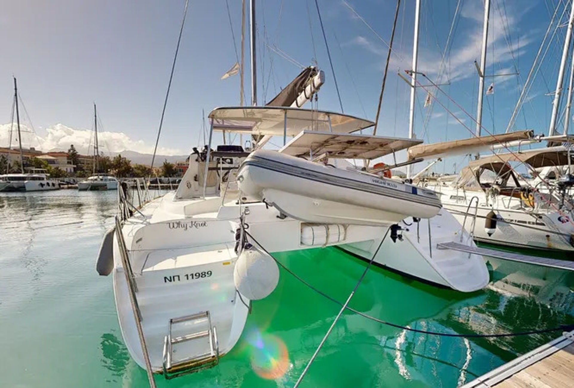 12032321599803502_ext_2_2.jpg