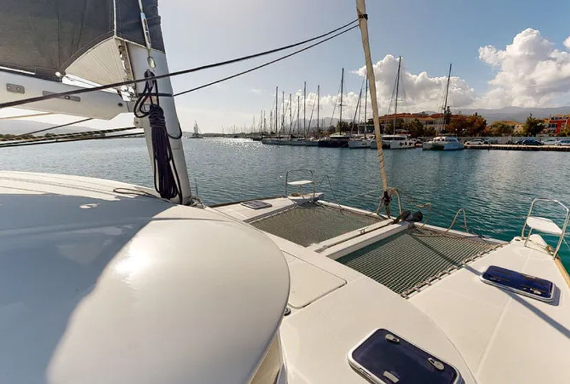 Lagoon 38 Why Knot