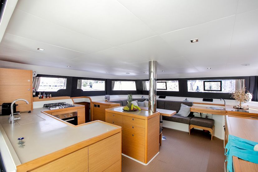 Dufour Yachts AMARA Diva - Skippered