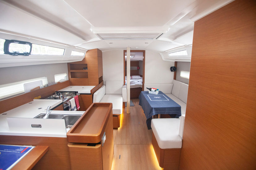 Jeanneau 410 Sea Breeze