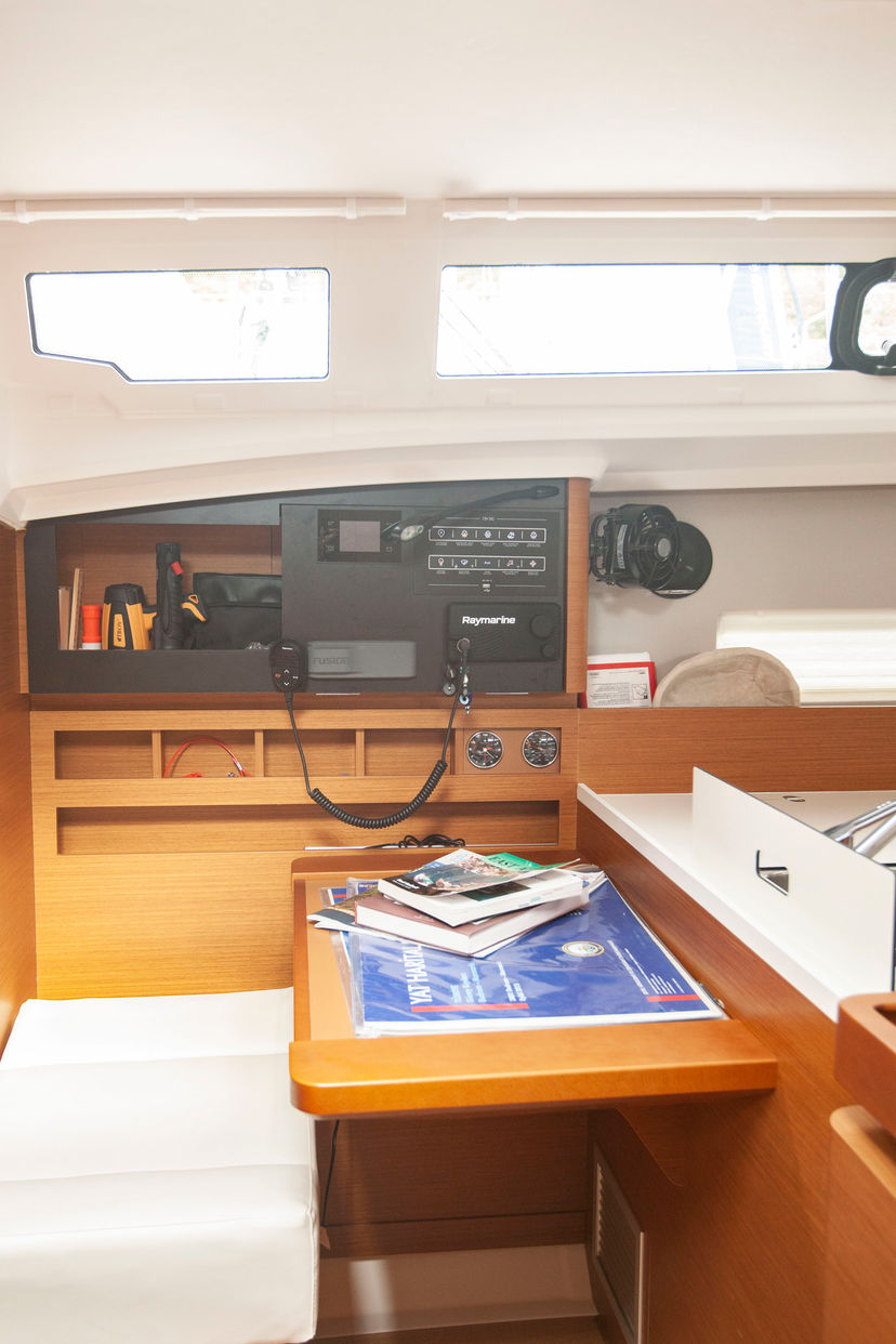 Jeanneau 410 Sea Breeze