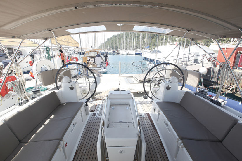 Jeanneau 47 Unicorn