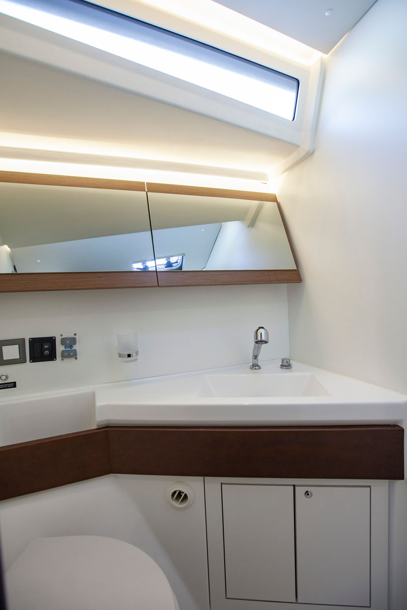 Beneteau OCEANIS 46.1 BreezY