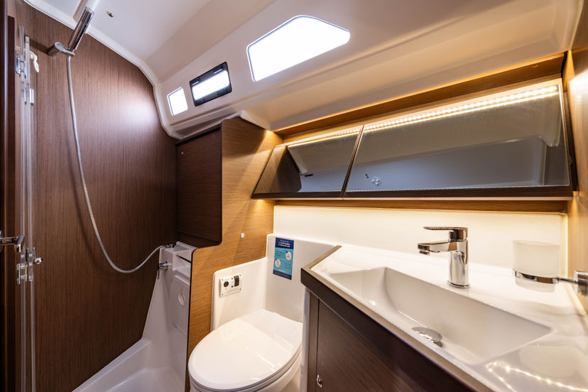 Beneteau 40 Pure Chaos