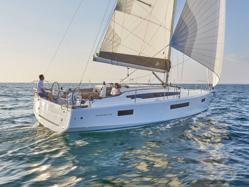 Jeanneau 410 OSKAR  new 2024 (air condition, solar panels)
