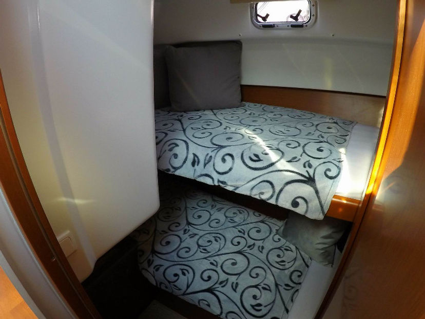 Beneteau ANTARES 30 FLY Lumar SeaMotion
