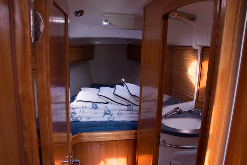 Bavaria Yachtbau 38 (1132 BG) (sails 2015)