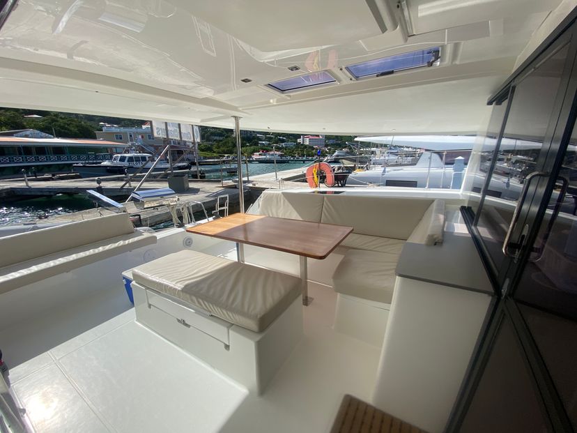 Fountaine Pajot 44 Peacemaker