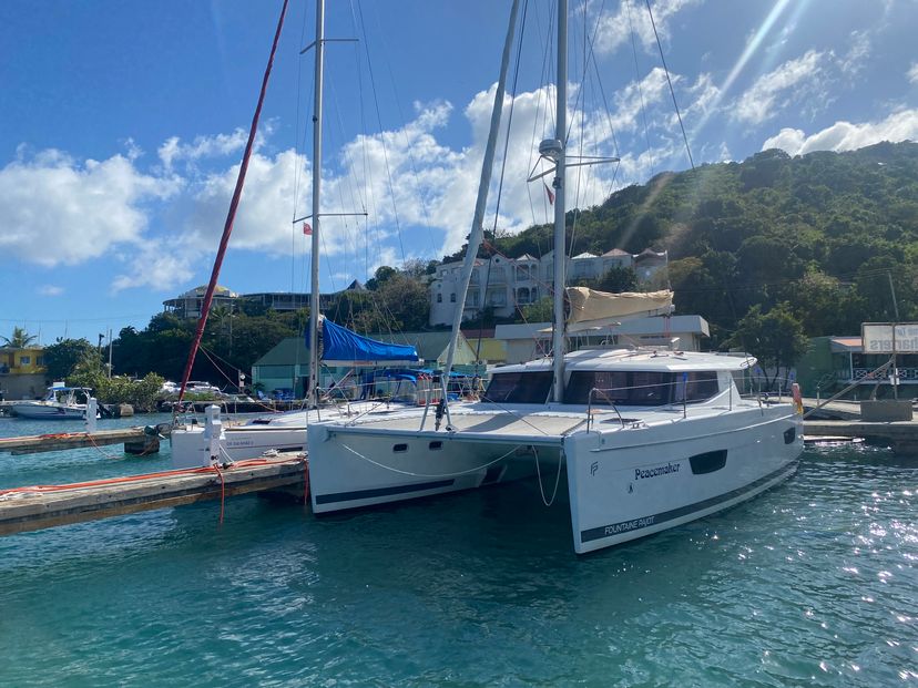 Fountaine Pajot 44 Peacemaker