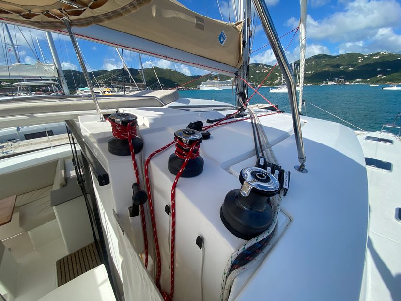 Fountaine Pajot 44 Peacemaker