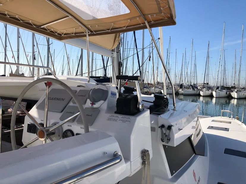 Fountaine Pajot 47 NEFELI