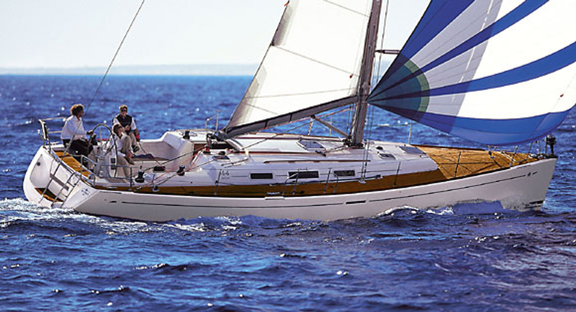 1298540000100000_dufour-44.jpg