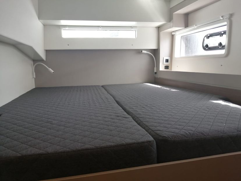 Bali Catamarans 4.2 Arveskida II