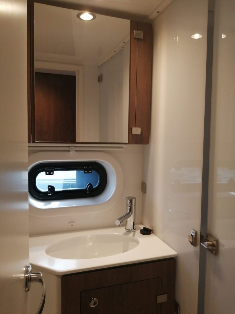 Bali Catamarans 4.2 Arveskida II