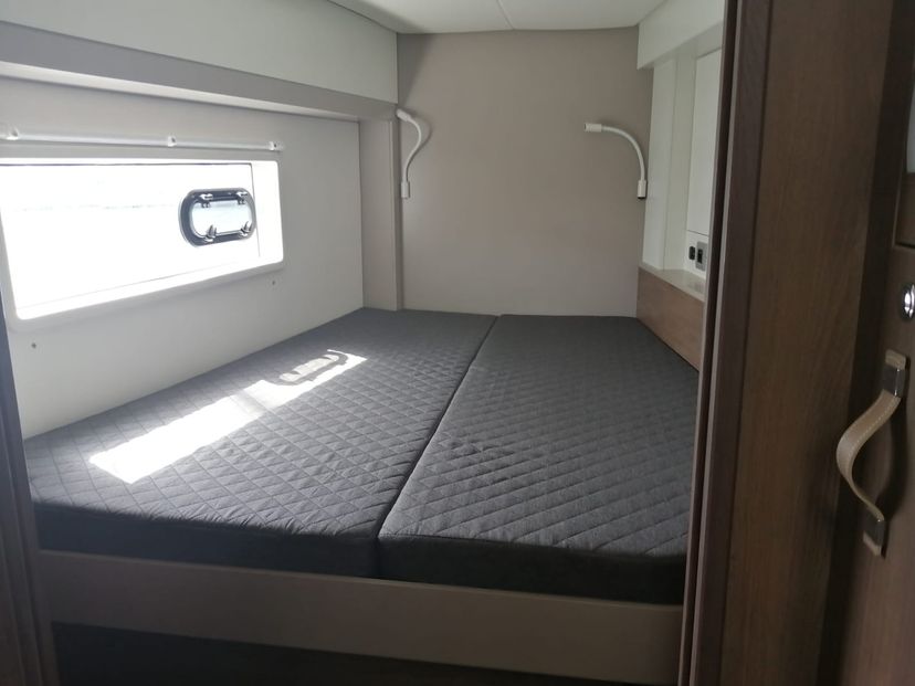 Bali Catamarans 4.2 Arveskida II