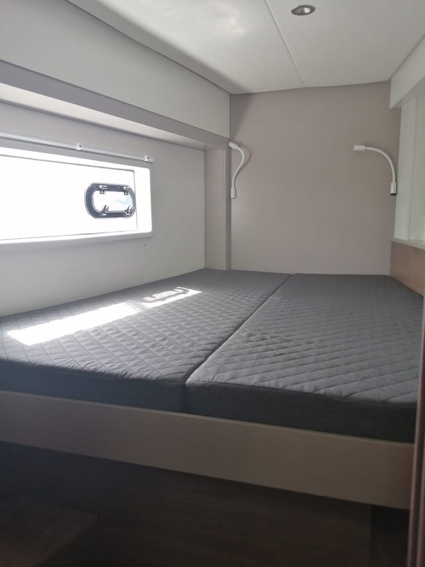 Bali Catamarans 4.2 Arveskida II