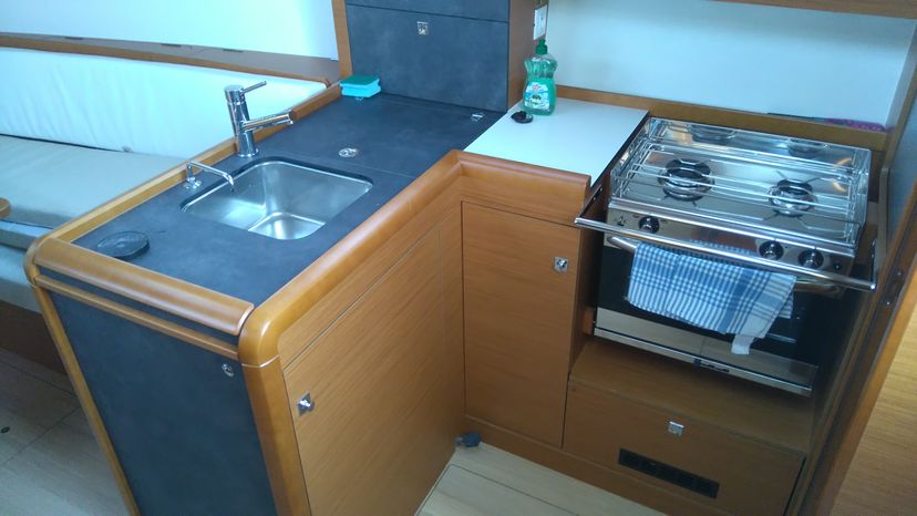 Jeanneau 49 MINI